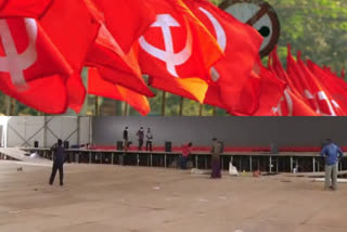 pinarayi-vijayan-swearing-in-pomp-at-central-stadium-worker-turns-covid-positive  pinarayi-vijayan  രണ്ടാം പിണറായി മന്ത്രിസഭ സത്യപ്രതിജ്ഞ; പന്തൽ തൊഴിലാളിക്ക് കൊവിഡ്