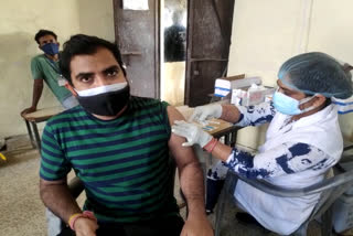 Lack of corona vaccine in Bilaspur