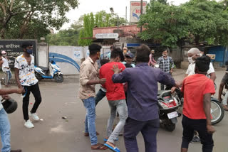 fiercely beaten on  middle road in lockdown