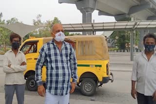 vehicle driver of south delhi facing financial problem