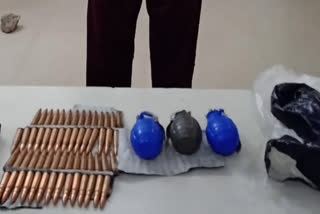 kupwara police arrested terrorist associate with arms and ammunition