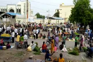 raichur people violate lock down rules