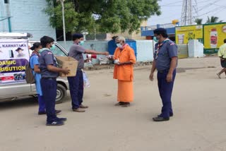 Free meals distribution