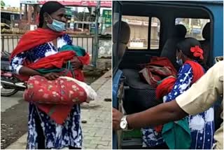 Haveri police help mother with baby to go to hospital
