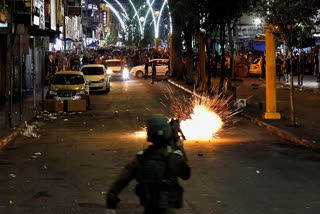 Israeli Police storm Al-Aqsa Mosque after Friday prayers