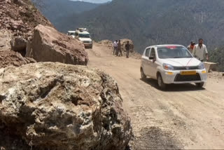 Pithoragarh-Ghat NH opened for light vehicles after 18 hours