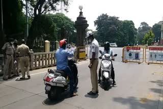 bangalore-police-registered-case-against-traffic-rules-violators