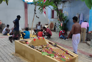 Oraon community in chaibasa worshiped god to keep away impurities including corona