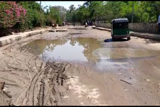 mangal bazar road damaged