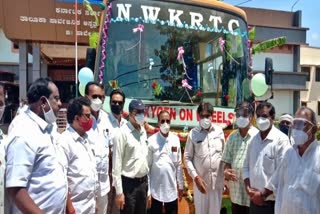 Minister R. shankar Inaugurates Oxygen bus