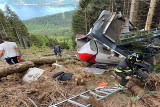 cableway crash in Italy  cableway crash Italy news  cableway crash news  ഇറ്റലി കേബിൾ കാർ അപകടം  കേബിൾ കാർ അപകടം വാർത്ത  ഇറ്റലി കേബിൾ കാർ അപകടം വാർത്ത