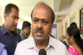 Declare teachers as 'corona warriors'  corona warriors  Kumaraswamy  Kumaraswamy on teachers  Kumaraswamy on teachers as Covid-19 warriors  മുൻ കർണാടക മുഖ്യമന്ത്രി എച്ച്ഡി കുമാരസ്വാമി  അധ്യാപകരെ മുൻ നിര പോരാളികളായി പ്രഖ്യാപിക്കണം