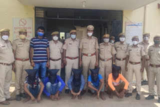 डूंगरपुर में लूटेरे गिरफ्तार, interstate bikers gang busted