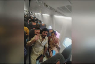 tamil-nadu-couple-marriage-solemnised-in-the-flight