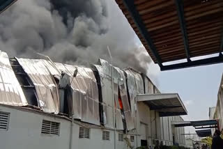 fire-caught-in-mask-making-factory