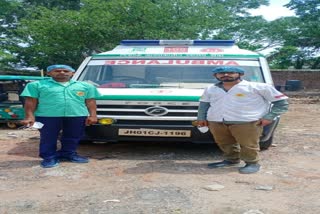 Ambulance driver set an example