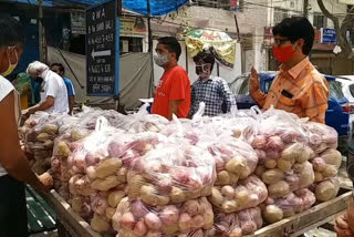 RWA team distributed ration among needy people in delhi