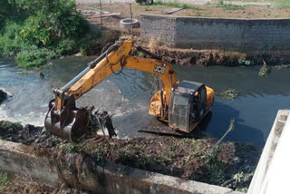 Cleaning of drains in Bhilai nigam intensified