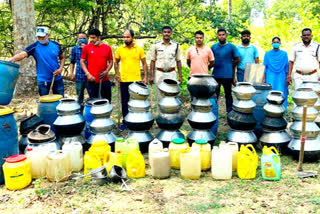 Gariambad police destroyed 100 liters of Mahua liquor