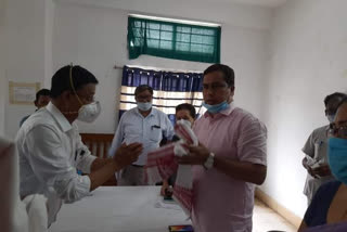 nalbari mla Jayanta_Malla_Baruah_ visits  swahid mukunda kakati hospital