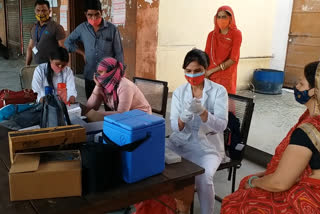 अलवर के गांवों में ऑफलाइन लगेगी वैक्सीन, Alwar villages will be vaccinated offline