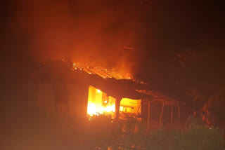 fire on house at girnoli, palghar