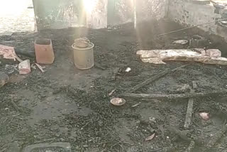 short circuit in Karauli, house burnt after fire