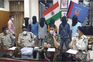 6-accused-arrested-in-robbery-case-of-ecom-express-courier-company-in-ranchi