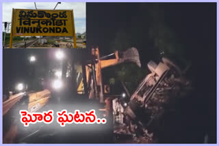 4 died in an accident, అదుపుతప్పిన లారీ గుడిసెపై బోల్తా.. నలుగురు దుర్మరణం