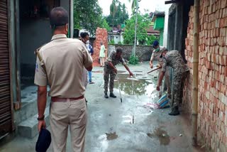 লকডাউনে বেড়েছে অবৈধ মদের কারবার শহরজুড়ে পুলিশি অভিযান শিলিগুড়িতে