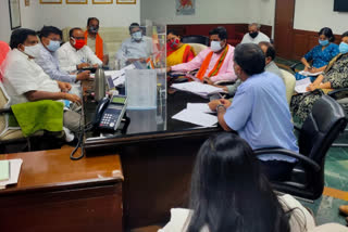 Mayor of East Delhi held a high level meeting on Water borne diseases in delhi