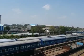 heavy rains due to cyclone Yaas, train traffic in Ranchi affected