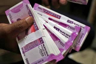 two thousand rupee note circulation falls