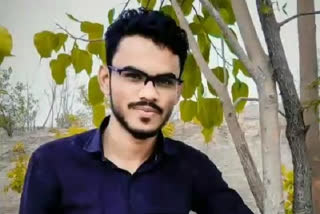 youth from Sillod taluka committed suicide by posting a video on Facebook