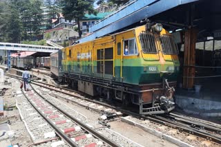 the-only-train-running-on-the-kalka-shimla-heritage-track-in-shimla