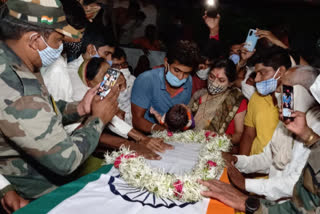 Funeral on Jawan Jijabhau Mohite at Parbhani