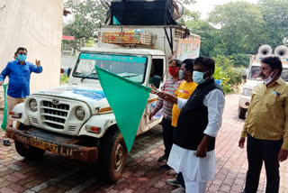 mla bandhu tirkey showed green flag to corona awareness rath in ranchi