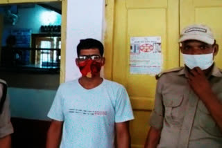 10 किलो गांजा के साथ आरोपी गिरफ्तार