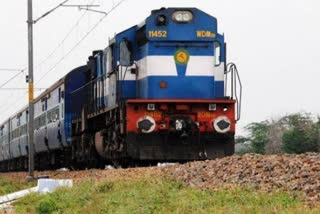 timing changes of trains  ट्रेनों के समय में परिवर्तन  रेलवे प्रशासन  Railway Administration  बांदीकुई जंक्शन  Bandikui junction  फुलेरा जंक्शन  Jodhpur Junction  Udaipur City - Kamakhya Special  उदयपुर सिटी - कामाख्या स्पेशल