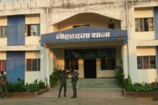 CPI Maoist's hardcore naxalite arrested in Lohardaga