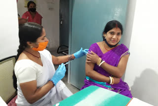 Corona vaccination at Panchayat level in Sahibganj