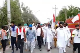 farmers-siege-power-minister-ranjit-chautalas-house-in-sirsa