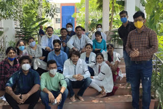 Junior doctors demonstrated outside Bundelkhand Medical College