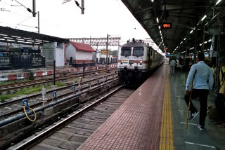 8 trains canceled from Bilaspur railway station