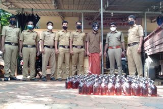 186 liters of Karnataka liquor seized in Kannur  Karnataka liquor  liquor  liquor seized in Kannur  കർണ്ണാടക മദ്യം  മദ്യം പിടികൂടി  മിനി ലോറി  കൂട്ടുപുഴയ എക്സൈസ് ചെക്ക്പോസ്റ്റ്  എക്സൈസ്  Excise  ലോക്ക്ഡൗൺ  റിമാൻഡ്  മട്ടന്നൂർ കോടതി  മദ്യക്കടത്ത്