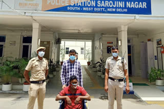 Delhi Police team arrested smuggler with ganja