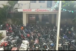 425 Vehicles are seized in Athani and Kagavada