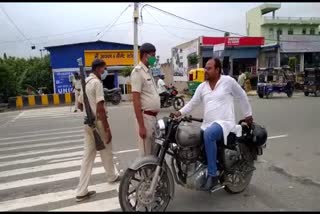 Vehicle checking