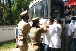 DMK Protest against anna university vice chancellor in covai