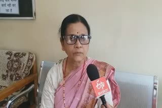 etv-bharat-exclusive-interview-with-vimala-singh-dhakad-mother-of-mountaineer-neha-singh-dhakad-in-bastar